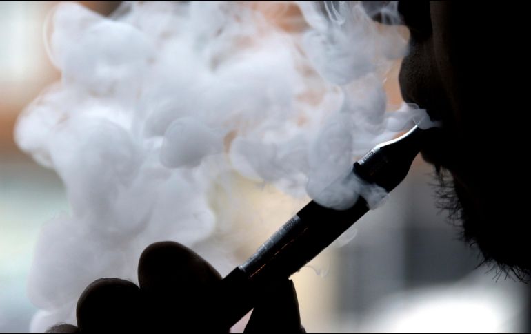 La polémica en torno a los riesgos para la salud que provocan los vapers continua. ARCHIVO / AP