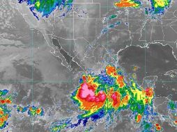 Autoridades pidieron a la población estar atentos ante la evolución de la tormenta 