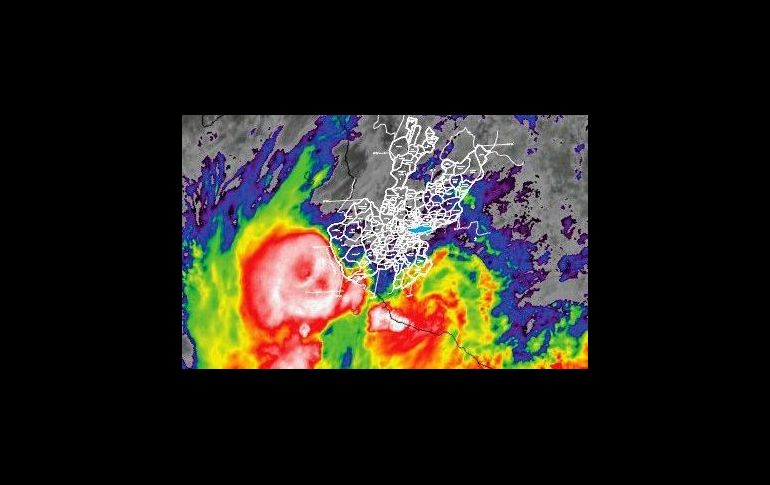 Se habilitaron refugios temporales en Cihuatlán, La Huerta y Tomatlán. TWITTER / @PCJalisco