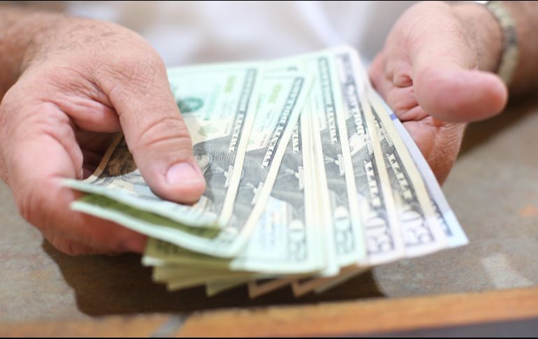 Se espera que el tipo de cambio cotice entre 19.65 y 19.80 pesos por dólar. EL INFORMADOR / ARCHIVO