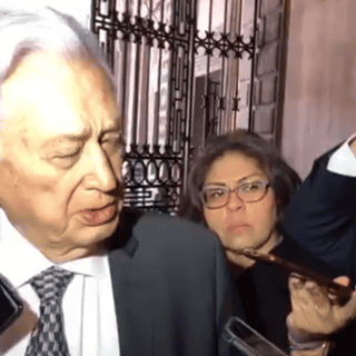 "Chuchuchú", dice Bartlett sobre investigación de SFP