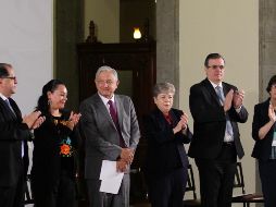 López Obrador estuvo acompañado con integrantes de la Comisión Económica para América Latina y el Caribe previo a la inauguración de la Tercera Reunión de la Conferencia Regional. NTX / G. Granados