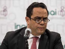 Francisco Acuña Llamas, presidente del Inai, informó que hay aún 201 beneficiarios que interpusieron amparos para evitar que sus nombres se conozcan. SUN/Archivo