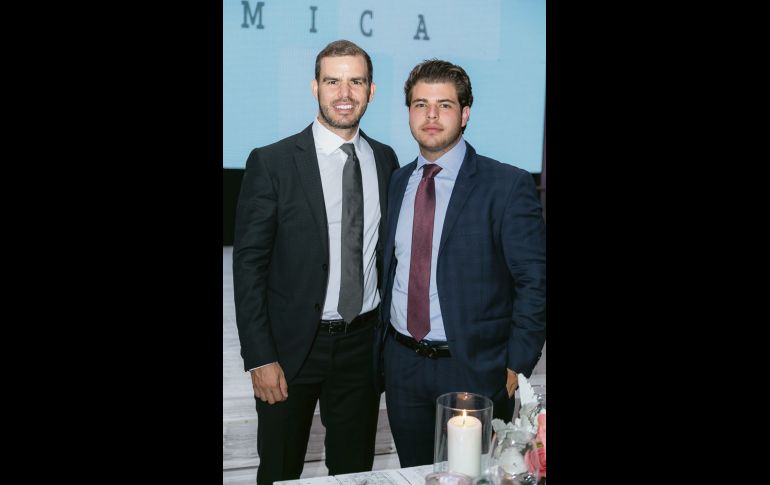 Luis y Paulo Larios.