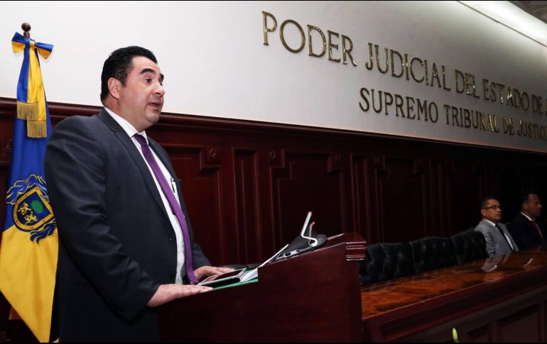 “Es un ejercicio democrático en el que se razonó un voto con toda la responsabilidad y de cara a la sociedad”, dijo el presidente del STJE, Ricardo Suro. FACEBOOK/SupremoTribunaldeJusticiadelEstadodeJalisco