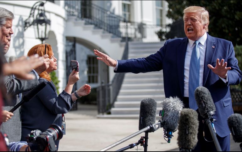 Según los medios, la Casa Blanca está dispuesta a decirle al Congreso que no cooperará con las demandas de los legisladores de pruebas y testimonios. EFE / S. Thew