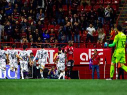 A lo Atlas. Los Zorros festejan tras el gol del empate, en la postrimería del partido. IMAGO7/X. Hernández