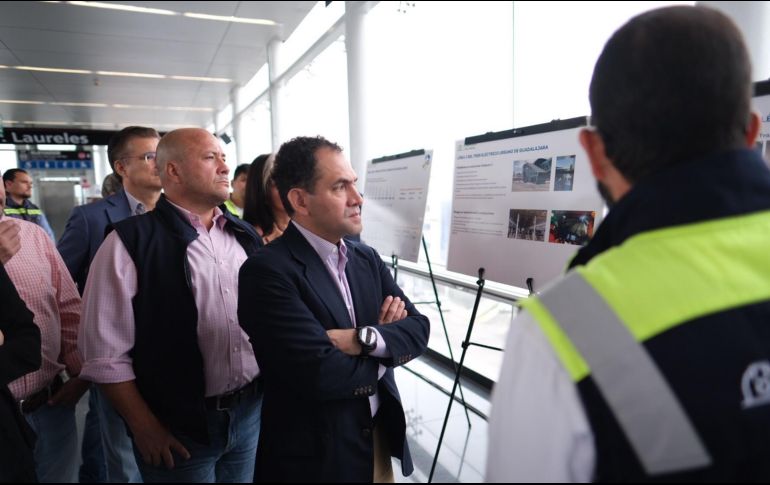 El secretario de  Comunicaciones y Tansportes, Arturo Herrera, se reunió con el gobernador de Jalisco, Enrique Alfaro Ramírez, y empresarios locales. FACEBOOK/EnriqueAlfaroR