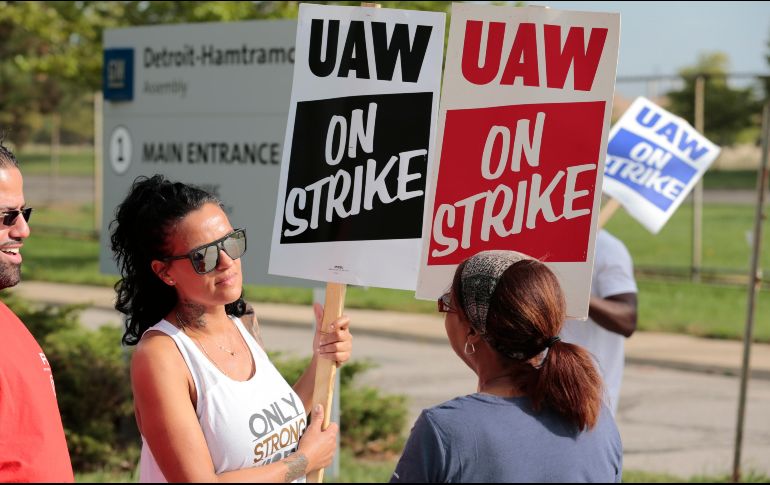Los trabajadores ganan 250 dólares a la semana durante el paro, alrededor de la quinta parte de su salario regular. AFP/ARCHIVO