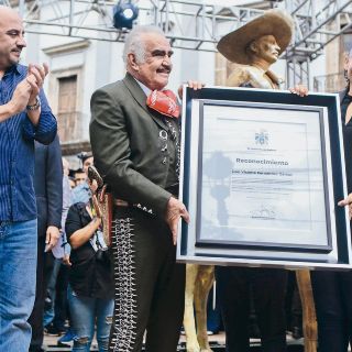 Inmortalizan a Vicente Fernández