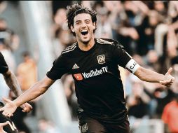 El delantero mexicano brilla en el futbol estadounidense en su segunda temporada con el equipo angelino. @SomosLAFC