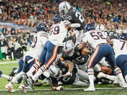 Josh Jacobs (#28) logró la anotación de la diferencia con menos de dos minutos por jugar. AP / T. Ireland