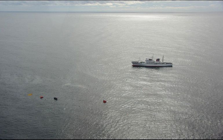 La colisión ocurrió a unos 350 kilómetros al noroeste de la península de Noto, en la prefectura de Ishikawa. EFE / Japan Coast Guard Handout