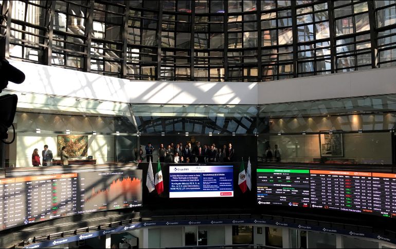 Los mercados accionarios presentan movimientos mixtos, con poca información económica relevante. SUN / ARCHIVO