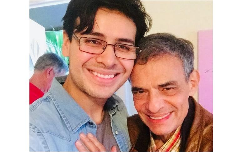 En la publicación. Yimmy llama 