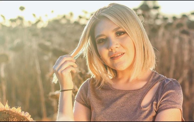 Marian oviedo. La cantante ya se había escuchado con su corte pasado, llamado “Fui demasiado para ti”. FACEBOOK / MARIAN OVIEDO