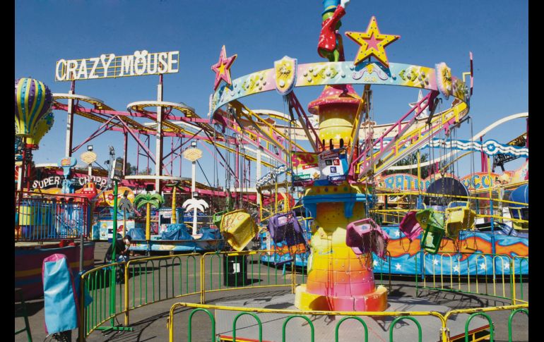 Sin lugar a dudas los juegos mecánicos son el mayor deleite para niños y jóvenes y su amplia variedad de atractivos te harán regresar cada día a las Fiestas de Octubre para disfrutar a plenitud el reto de adrenalina de los carros chocones o la montaña de “Crazy Mouse”, por ejemplo. EL INFORMADOR / A. Camacho