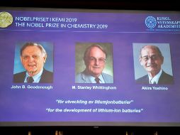 Los trabajos de de John B. Goodenough, M. Stanley Whittingham y Akira Yoshino hicieron posibles las baterías que hoy son utilizadas en teléfonos, computadoras y automóviles. EFE/N. Jama