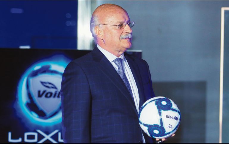 Enrique Bonilla acudió a revisar la situación de los adeudos con los Tiburones. IMAGO7