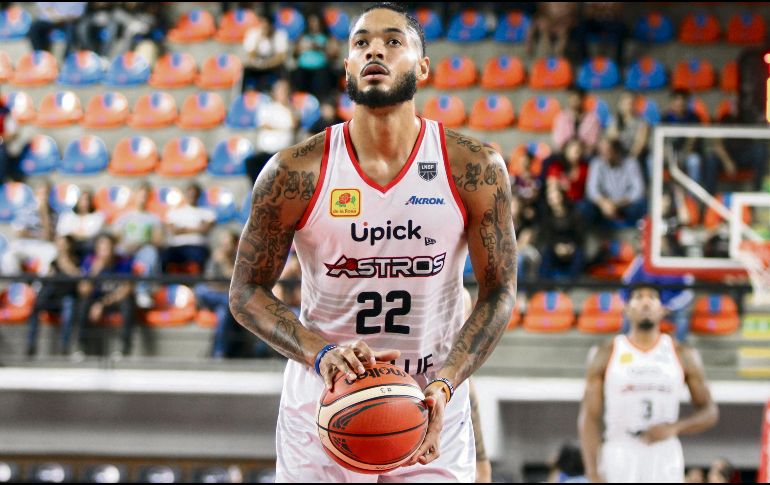 Omar Richards aportó 19 puntos para el triunfo de los Astros. IMAGO7