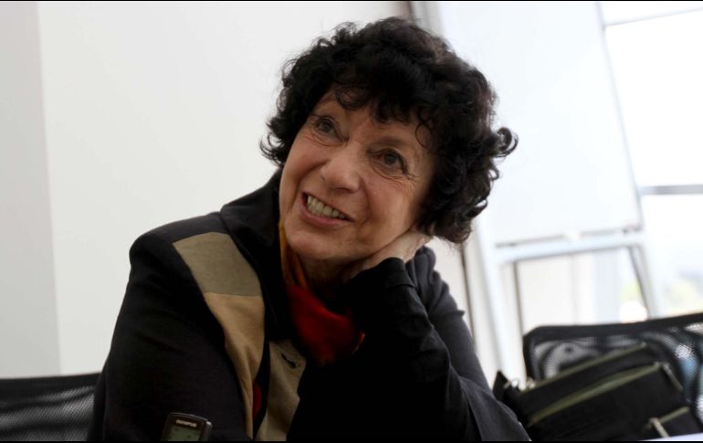 El jurado entregó el premio a Valenzuela por 