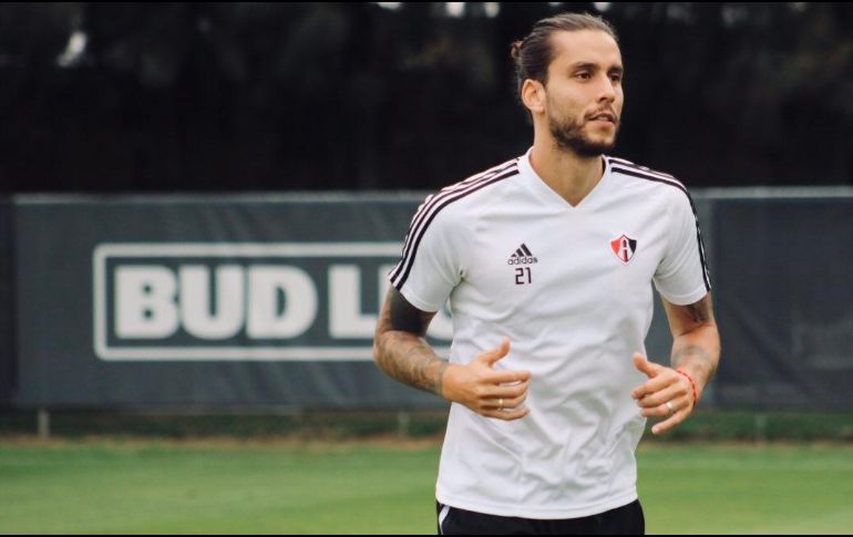 En declaraciones para un programa radiofónico, Álvarez tuvo palabras sobre lo que vive en el futbol mexicano con los rojinegros. TWITTER / @atlasfc
