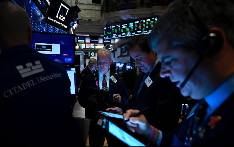 Las empresas tecnológicas e industriales lideraron las ganancias del viernes. AFP/J. Eisele