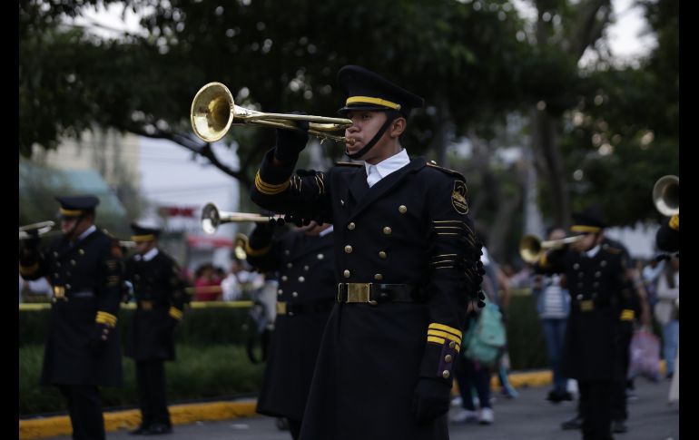Miles de danzantes, la guardia de la Virgen y los ciudadanos han llenado de color las calles para celebrar la Romería de este año. EL INFORMADOR/ F. Atilano