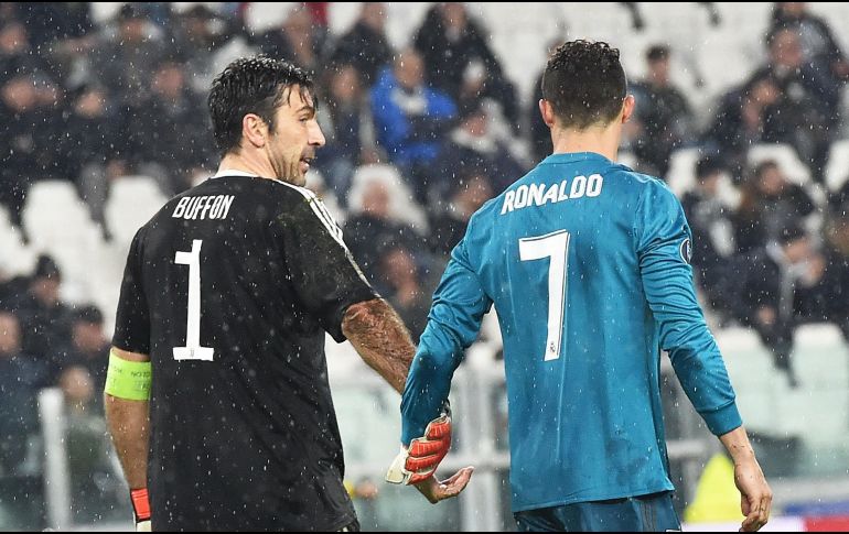 Cristiano Ronaldo anotó un gol de chilena a Buffon durante la Liga de Campeones de 2018. EFE / ARCHIVO