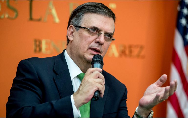 Ebrard anunció la mañana de este domingo que su padre murió 