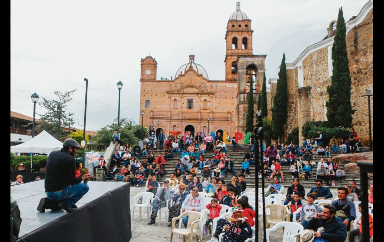 Los títeres se hicieron presentes durante el festival. EL INFORMADOR / G. Gallo