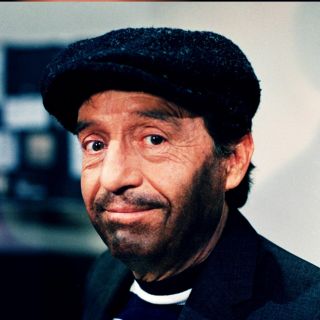 Preparan bioserie y nuevos contenidos sobre "Chespirito"