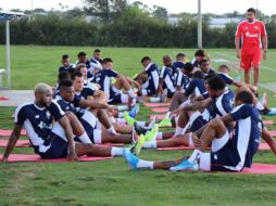 Los centroamericanos tuvieron días de entrenamiento en Estados Unidos, antes de llegar a tierras mexicanas, donde se jugarán el no descender a la Liga B, en la Liga de Naciones de la Concacaf. TWITTER / @fepafut