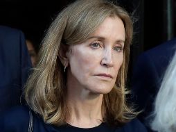 Huffman se declaró culpable de fraude y asociación ilícita por pagar a un consultor de admisiones 15 mil dólares para que corrigiera las respuestas en la prueba de aptitud académica de su hija. AP / ARCHIVO