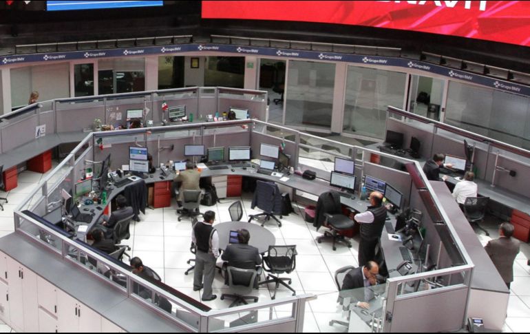 A nivel internacional, los mercados tuvieron comportamientos positivos, algo que no pudo ser imitado por la BMV. NTX/ARCHIVO