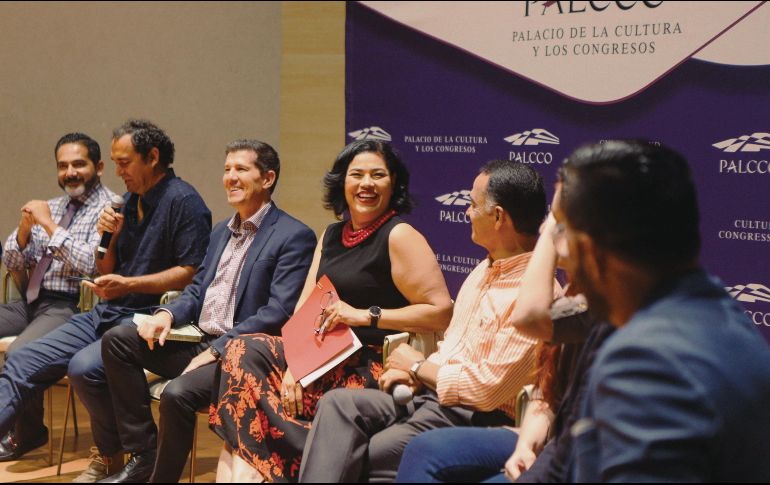 Al centro, Liliana Sarabia Castañeda, nueva directora de Palcco. EL INFORMADOR / G. Gallo