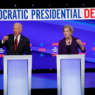 Demócratas tratan en debate a Elizabeth Warren como favorita
