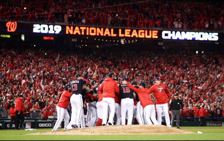 Washington barrió a los Cardinals para ganar su primer banderín de Liga Nacional. El equipo se encuentra embalado en una racha de seis victorias en postemporada. AFP / R. Carr