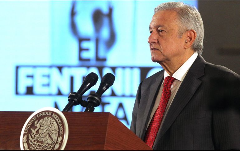 El Mandatario recalca que esta reforma es todo un acontecimiento, un avance para que la gente decida si continúa en la Presidencia o renuncia. EFE/M. Guzmán