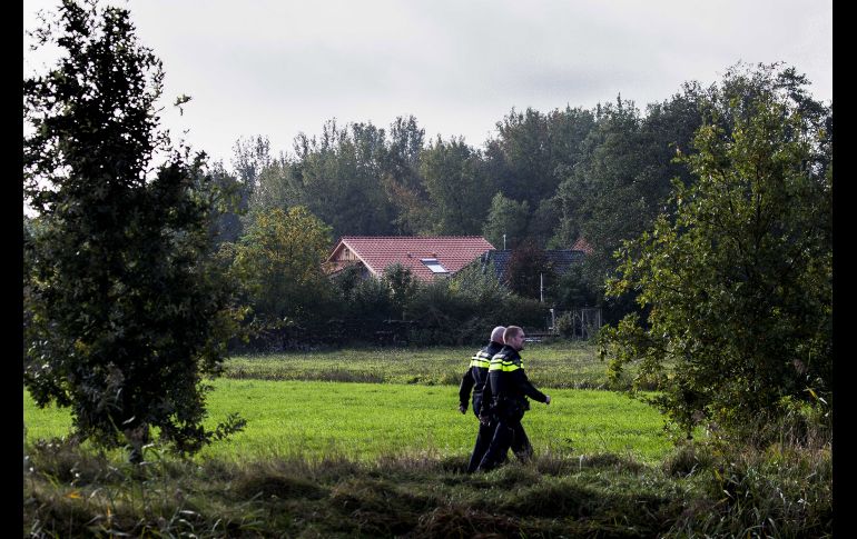 La propiedad está rodeada de árboles por lo que no se observa desde la Buitenhuizerweg, un camino del pueblo de Ruinerwold. EFE/EPA/V. Jannink