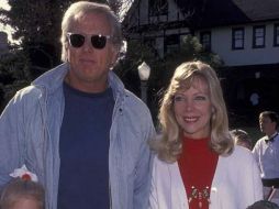 El sospechoso Cameron Ely quien la policía mató a tiros afuera del lugar, es uno de los tres hijos que tuvo la pareja. ESPECIAL