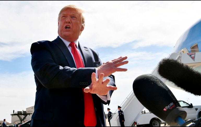 Juatifican las acciones de Trump al alegar que condicionar el desembolso de ayuda económica forma parte del desempeño habitual de la 