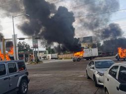Desde las 15:30 horas, varias zonas céntricas de Culiacán se convirtieron en un campo de batalla luego de que Ovidio Guzmán fue detenido por fuerzas federales en un fraccionamiento de esa ciudad. EFE