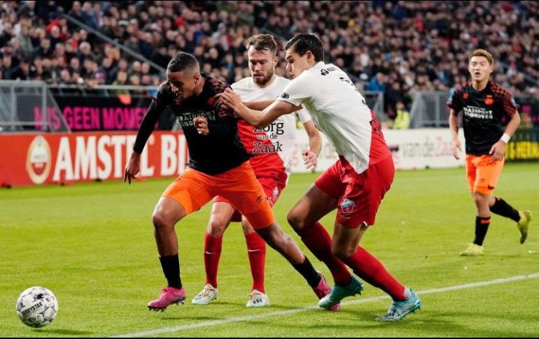 Sander van de Streek, Adam Mahrer y Sean Klaiber anotaron los goles del encuentro. TWITTER/@PSV