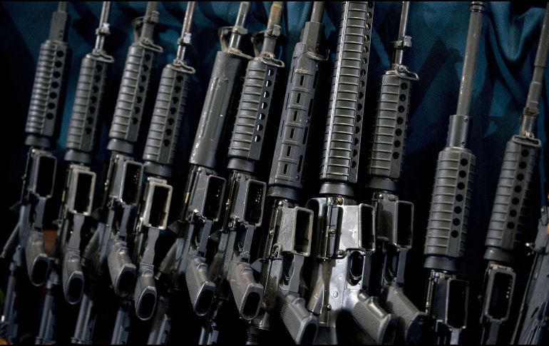 El Gobierno mexicano estima que 70% de las armas que ingresan al país provienen de Estados Unidos. AFP/ARCHIVO