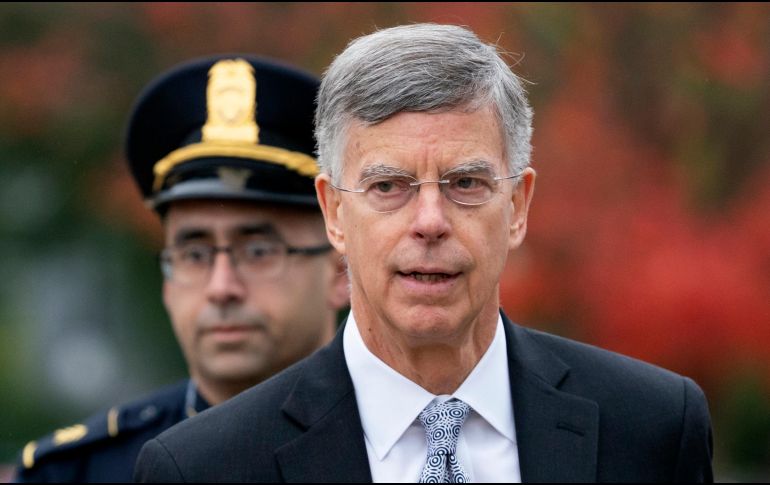 William Taylor a su llegada al Capitolio en Washington para testificar ante comités de la Cámara Baja. AP/J. Applewhite