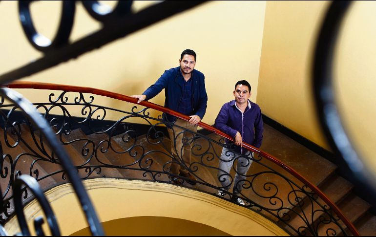 Cristopher de Alba y Emanuel Castro comparten los pormenores del evento. EL INFORMADOR / A. Camacho.