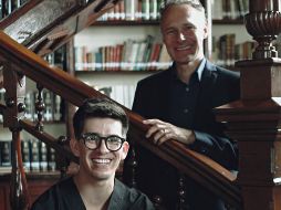 Aristeo Mora y  Joachim Gerstmeier (coordinador del proyecto Fundación Siemens Stiftung) charlaron sobre Espacios Revelados/ Changing Places. EL INFORMADOR / A. Camacho