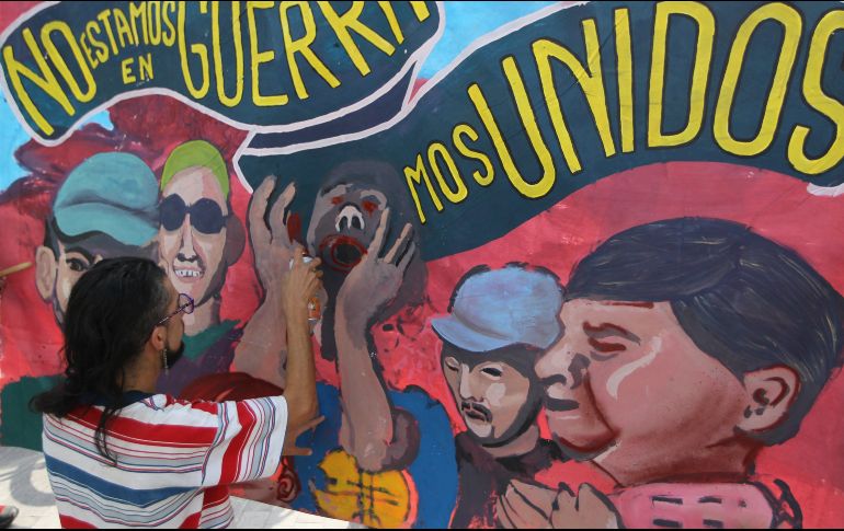 Los chilenos que residen en México apelaron a la solidaridad para protestar y exigir el cese a la violencia en la nación sudamericana. EFE/M. Guzmán