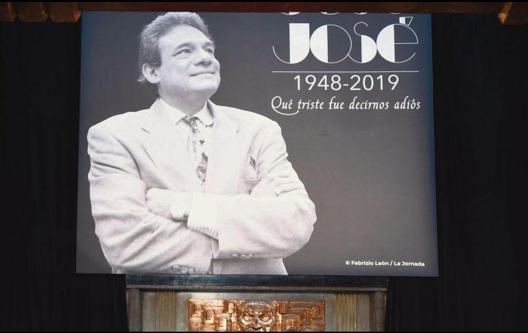 En el homenaje a José Jose participarán más de 20 artistas de talla internacional. AFP / ARCHIVO